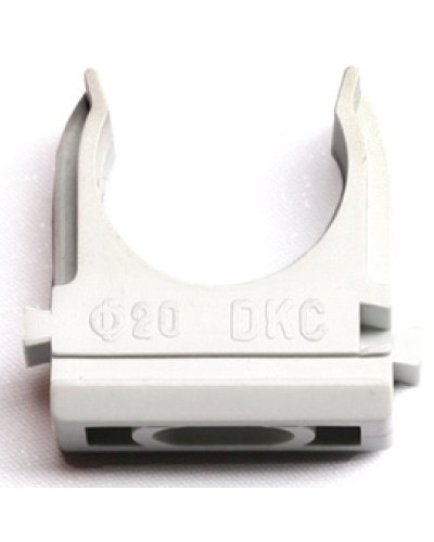 Держатель с защелкой, д.50 мм DKC 51050 в Северске Держатели, клипсы, скобы Pintop.ru