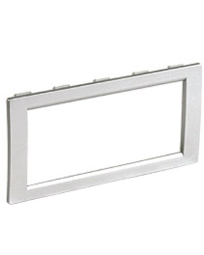 Рамка универсальная на 4 модуля, цвет белый DKC F00013 в Северске Аксессуары для кабель-канала Pintop.ru