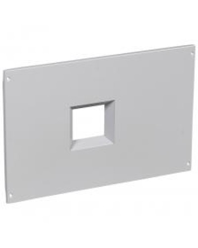 Панель лицевая Legrand 021111 в Северске Аксессуары для стоек и шкафов Pintop.ru