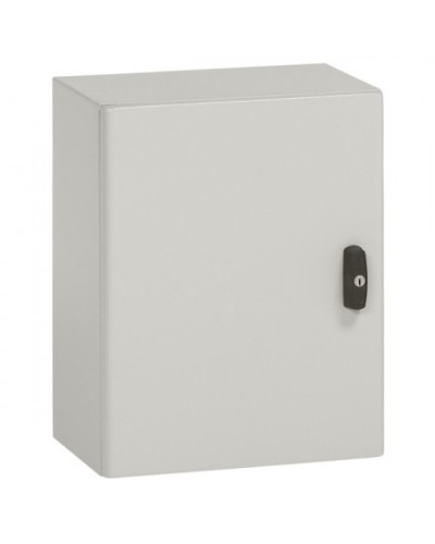 Щит навесной Legrand 035509 в Северске Щиты электрические Pintop.ru